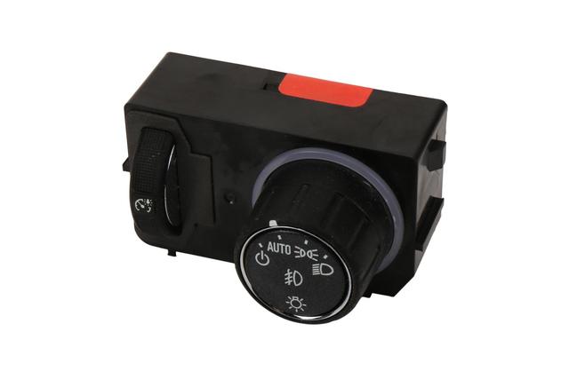 84472676 - Body: Headlight Switch for Chevrolet: Silverado 1500, Silverado 2500 HD | GMC: Sierra 1500, Sierra 1500 Limited, Sierra 2500 HD, Sierra 3500 HD, Yukon, Yukon XL Image