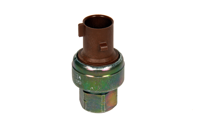 21030824 - HVAC: Pressure Switch for Saturn: LW2, SC, SC1, SC2, SL, SL1, SL2, SW1, SW2 Image