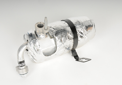 20828224 - HVAC: Accumulator for Chevrolet: Silverado 2500 HD, Silverado 3500 HD | GMC: Sierra 2500 HD, Sierra 3500 HD Image