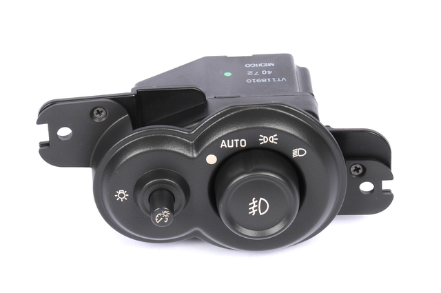 89047074 - Body: Headlamp Switch for Chevrolet: SSR Image
