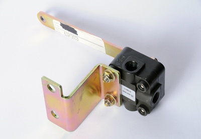 15197098 - : Brake Pedal Position Sensor for GM Image