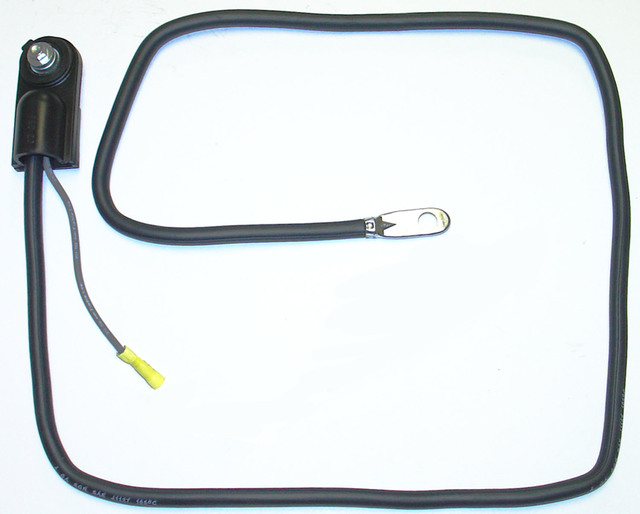 88860078 - Electrical: Positive Cable for Buick: Electra, LeSabre | Chevrolet: Astro, C/K Pickup, Camaro, K5 Blazer, R20, R30, Suburban C10, Suburban C20, Suburban K10, Suburban K20, Suburban R10, Suburban R1500, Suburban R20, Suburban R2500, Suburban V10, Suburban V1500, Suburban V20, Suburban V2500, V20, V30 | GMC: C1500 Pickup, C2500 Pickup, C3500 Pickup, Jimmy, K1500 Pickup, K2500 Pickup, K3500 Pickup, P2500, R2500 Pickup, R3500 Pickup, Safari, Suburban C1500, Suburban C2500, Suburban K1500, Suburban K2500, Suburban R1500, Suburban R2500, V1500 Suburban, V2500, V2500 Suburban, V3500 | Oldsmobile: 98, Delta 88 | Pontiac: Bonneville, Fiero, Firebird Image