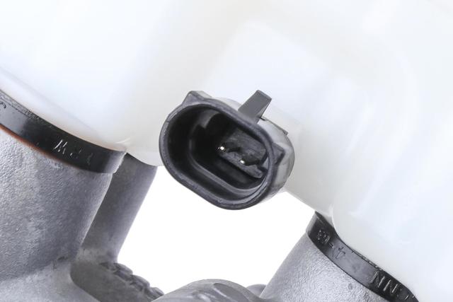 22936000 - Brakes: Master Cylinder for Cadillac: Escalade | Chevrolet: Silverado 1500, Tahoe | GMC: Sierra 1500, Yukon Image