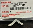 1567937011 - : Oil Filter Bracket Clip for Toyota Image