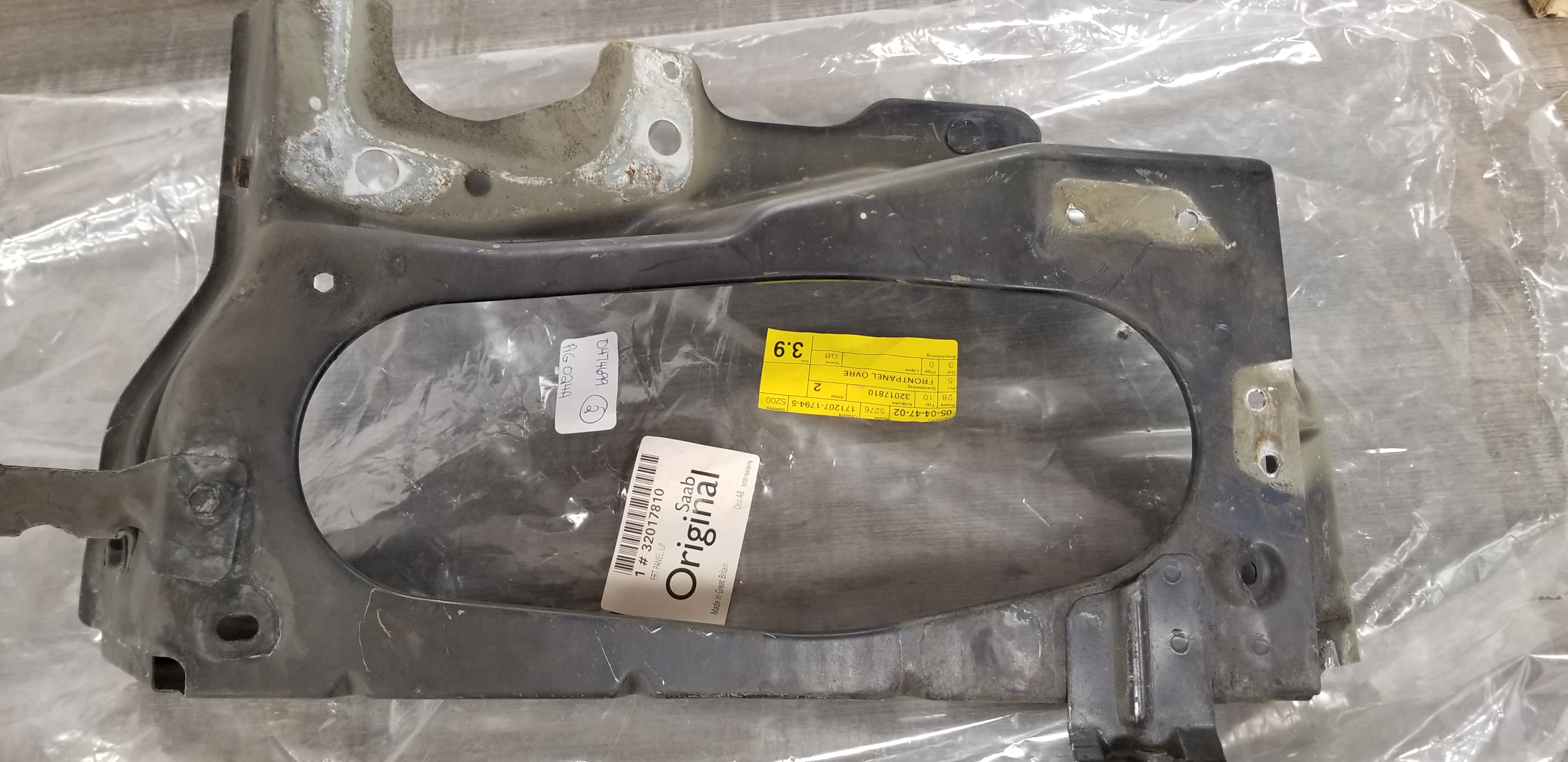 32017810 - : Headlight Support Recycled for Saab: 9-3 Image