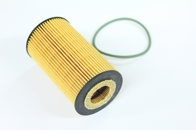 99610722560 - : Oil Filter for Porsche: 911, Boxster Image