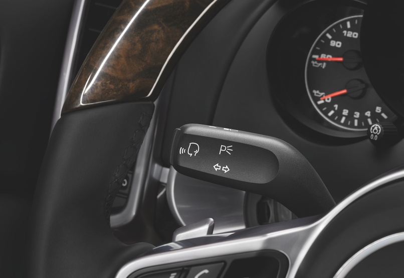 99104490036 - Audio/Video: Voice Control for Porsche: 911, Boxster, Cayman Image