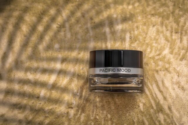 8990900 - Interior Equipment: Flacon Perfume Atomiser, Pacific Mood for Mercedes-Benz Image