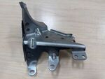 9064926941 - : Converter &amp; Pipe Bracket for Mercedes-Benz Image