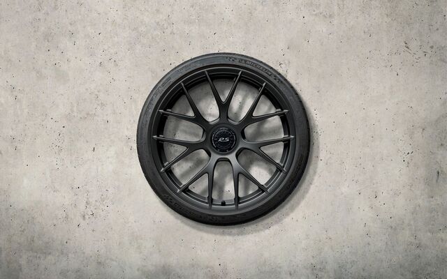 98204460317 - : 982 718 GT4 RS 20" Magnesium Forged Wheel Set - Black (silk finish) for Porsche Image