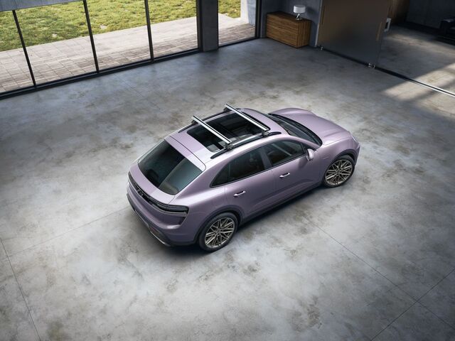 95C860019 - Hauling: Roof Transport System for Porsche Image