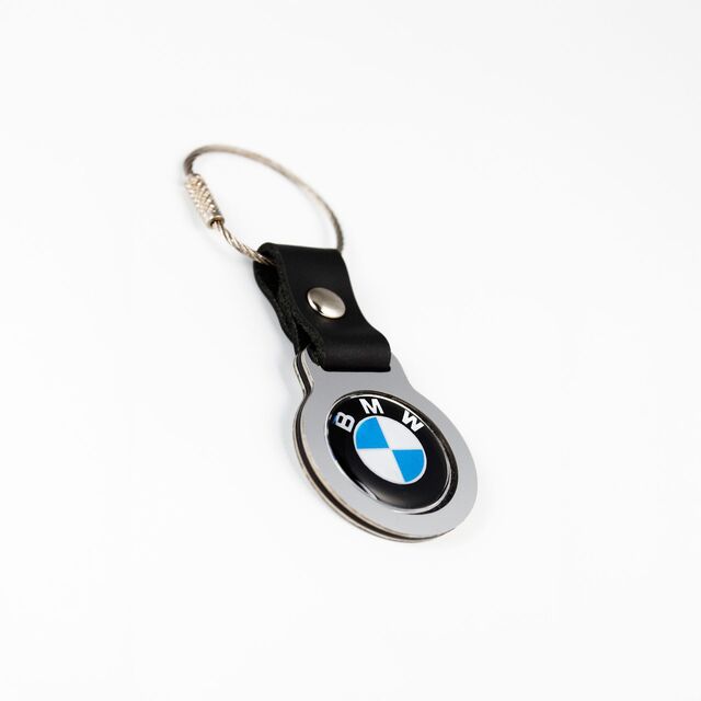 KITH for BMW レザーキーチェーン\"バイタリティ\" Kith x BMW Rondel Leather Keyring Vitality - FW24 - US