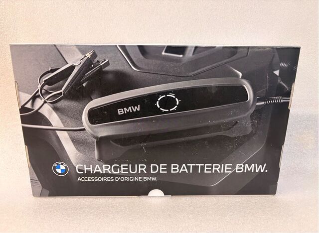 61435B53AD9 - General: BMW Battery Charger for BMW Image