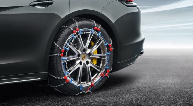 971044690A - Wheels: 971 Panamera G2 (2017+) Snow Chains - 19" Tires for Porsche Image