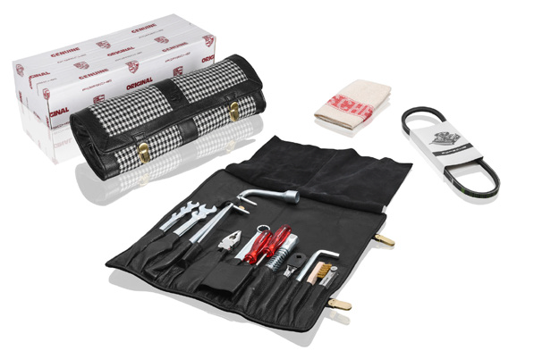 PCG90172110 - : Classic Tool Bag - 911 for Porsche Image