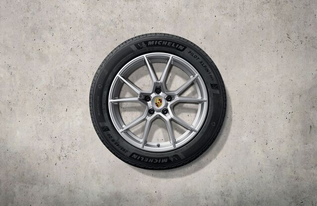 9Y0044603B - : 9YA-2 Cayenne E3-2 (2023+) 20" Cayenne S Winter Wheel/Tire Set (Hankook) for Porsche: Cayenne Image