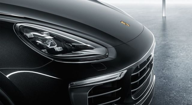 95804490090 - : 92A-2 Cayenne (2015-2018) LED Headlights in Black with PDLS Plus for Porsche: Cayenne Image