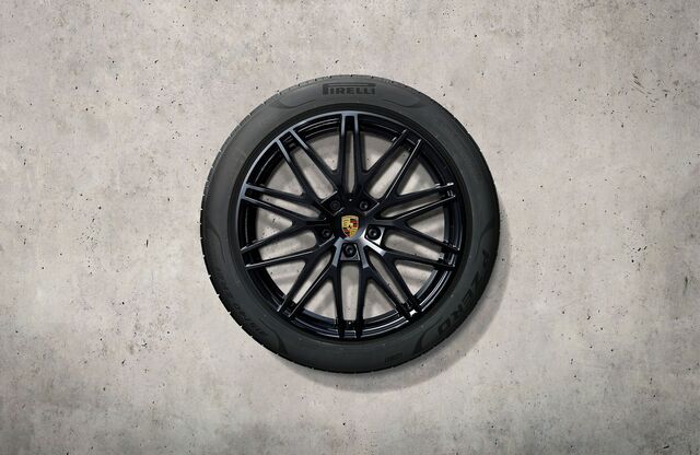 9Y0044663F - : 21-inch RS Spyder Design Summer Wheel Set (Pirelli) for Porsche Image