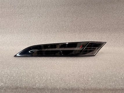 992953351 - : ​​992-2 (2025+) 911 Clear Turn Signal Repeater - Left for Porsche Image