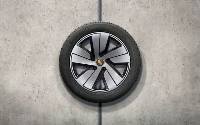 9J1073601B - : 9J1 Taycan (2020+) 19" Taycan S Aero Winter Wheel/Tire Set (Pirelli) for Porsche Image