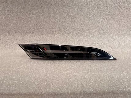 992953352 - : 992-2 (2025+) 911 Clear Turn Signal Repeater - Right for Porsche Image