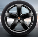 95B601025EM041 - : Alloy Wheel Black - 9,0JX21 H2 ET26 for Porsche: Macan Image