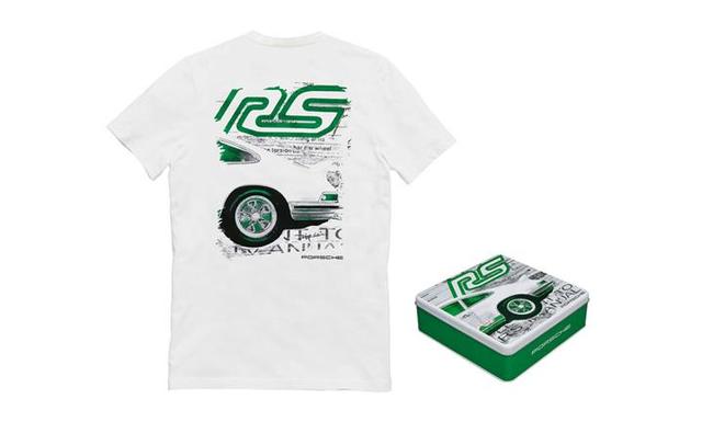 WAP70100S0H - : Unisex Collector's Tin T-shirt edition No. 6 - RS 2.7 for Porsche Image
