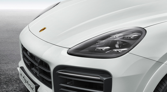 9Y004490400 - : 9YA Cayenne E3 (2018+) Dark Tinted LED Matrix Headlights with Porsche Dynamic Light System Plus for Porsche: Cayenne Image