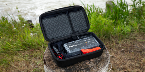 19366934 - Electronics: GB70 Boost HD 2000-Amp Battery Jump Starter for Buick: Cascada, Enclave, Encore, Encore GX, Envision, Envista, LaCrosse, Regal, Regal Sportback, Regal TourX, Verano | Cadillac: ATS, CT4, CT5, CT6, CTS, ELR, Escalade, Escalade ESV, LYRIQ, SRX, XT4, XT5, XT6, XTS | Chevrolet: Blazer, Blazer EV, Bolt EV, Camaro, City Express, Colorado, Corvette, Cruze, Cruze Limited, Equinox, Express 2500, Express 3500, Express 4500, Impala, Malibu, Malibu Limited, Silverado 1500, Silverado 1500 LTD, Silverado 2500 HD, Silverado 3500 HD, Silverado EV, Sonic, Spark, Spark EV, SS, Suburban, Suburban 3500 HD, Tahoe, Trailblazer, Traverse, Trax, Volt | GMC: Acadia, Acadia Limited, Canyon, Savana 2500, Savana 3500, Savana 4500, Sierra 1500, Sierra 2500 HD, Sierra 3500 HD, Sierra EV, Terrain, Yukon, Yukon XL Image