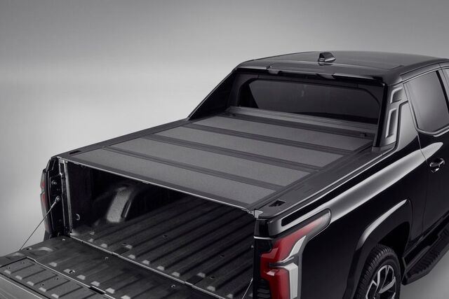 ∗∗∗∗∗miページ 2024-2025 GM Hard Folding Tonneau Cover 86595168 | Chevrolet
