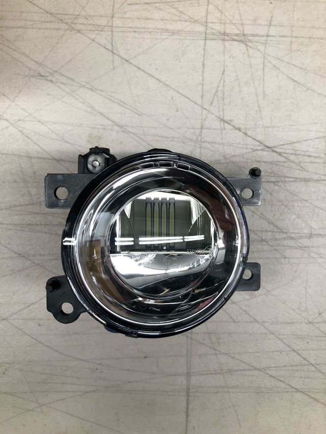 261504GA0B - Electrical: Fog Lamp Assembly for INFINITI: Q50, Q60, QX50, QX60, QX80 Image