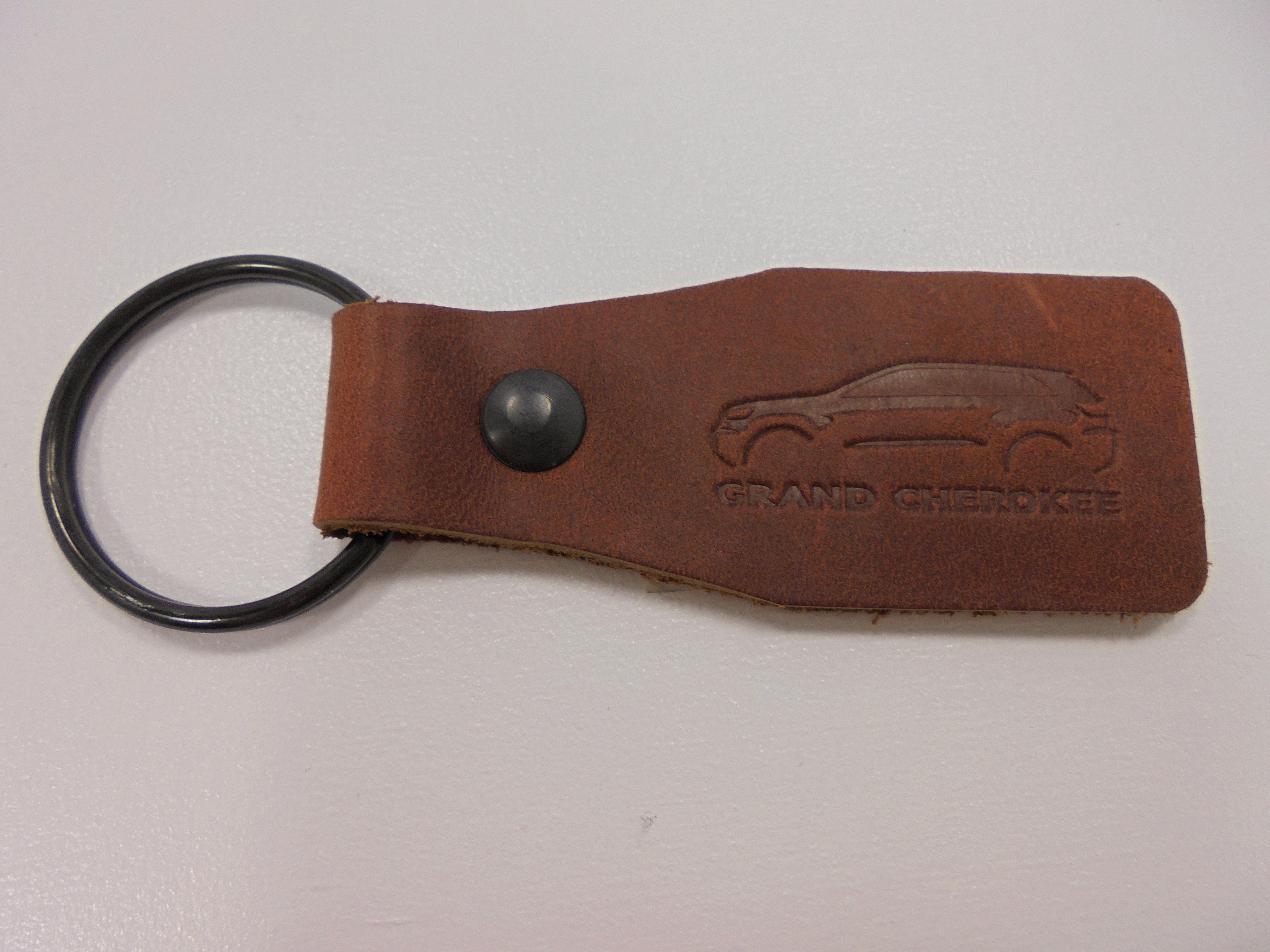 10YMW - : New Jeep Grand Cherokee Leather Key Tag Key Chain Keychain for Mopar Image