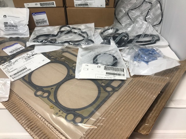 SWMCAMKIT - : 11-19 Challenger Charger 300 5.7L 6.4L Camshaft Install Kit Seals Gaskets Lifter for Mopar Image