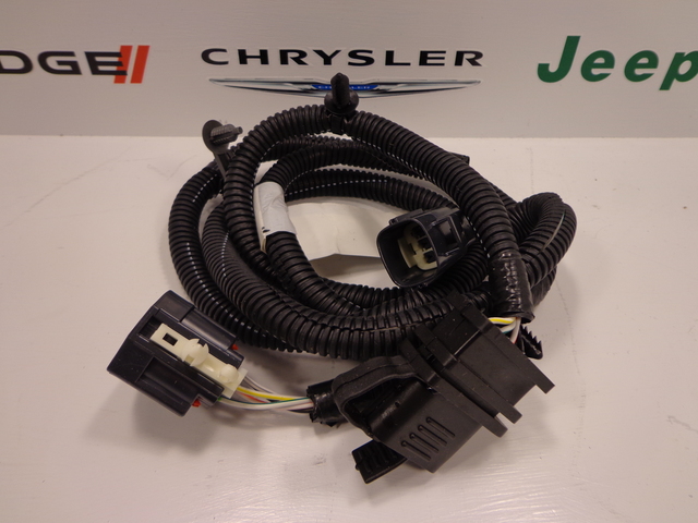 82210213AC - Carriers &amp; Cargo Hauling Accessories: Hitch Harness for Mopar Image