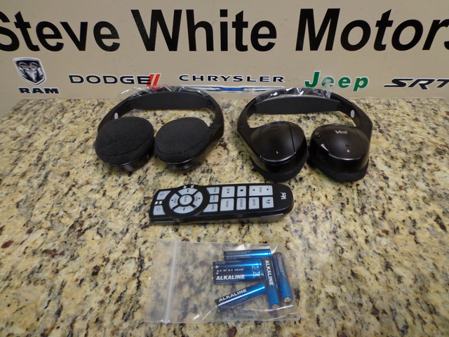 82211695AD - Audio/Video and Electronics Accessories: Headphones for Chrysler: 300, Aspen, Sebring, Town &amp; Country | Dodge: Avenger, Charger, Durango, Grand Caravan, Journey, Magnum, Nitro, Ram 1500 | Jeep: Commander, Grand Cherokee | Ram: 1500 Image