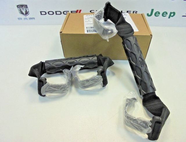 82215523AC - Interior Accessories: Grab Handles for Jeep: Gladiator, Wrangler Image