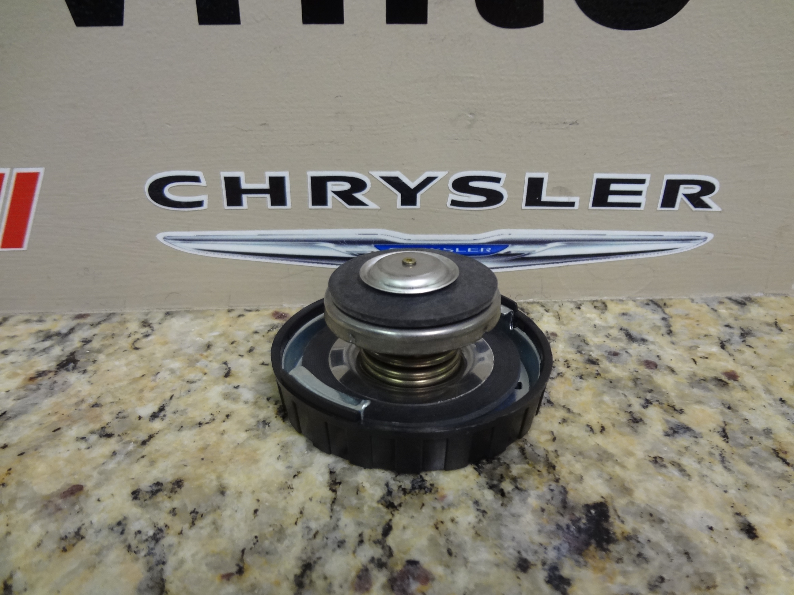 4596198 - : Cap for Chrysler: 200, 300, 300M, Concorde, Pacifica, PT Cruiser, Sebring | Dodge: Avenger, Caliber, Challenger, Charger, Dakota, Intrepid, Journey, Neon, Nitro, Ram 1500, Ram 2500, Ram 3500, Stratus, Viper | Jeep: Compass, Grand Cherokee, Liberty, Patriot, Wrangler, Wrangler JK | Ram: 1500, 2500, 3500, Dakota Image