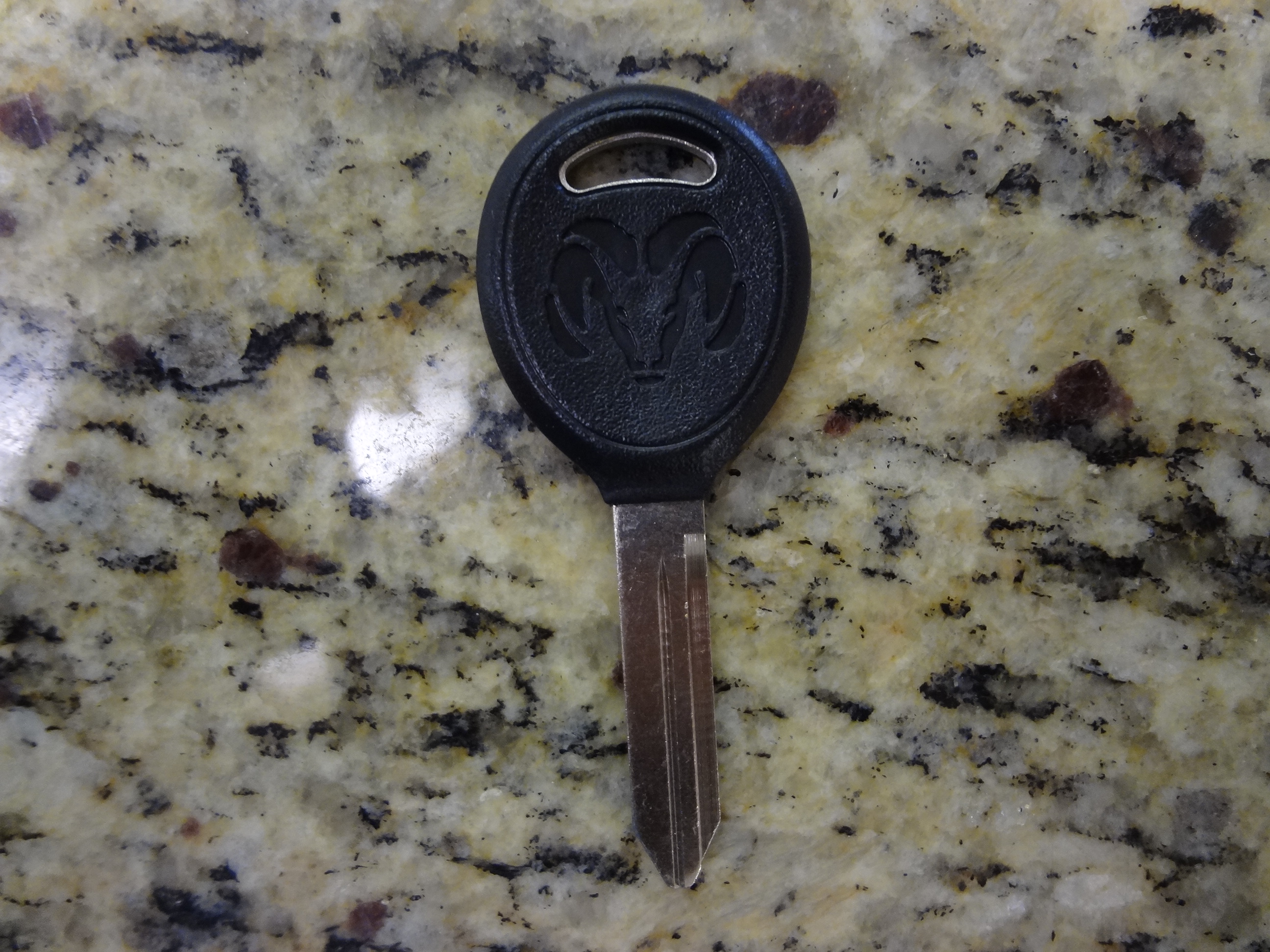 5018689AA - Electrical: Blank Key for Dodge: Caravan, Charger, Dakota, Durango, Grand Caravan, Intrepid, Journey, Magnum, Neon, Ram 1500, Ram 2500, Ram 3500, Stratus | Ram: 1500, 1500 Classic, 2500, 3500, Dakota Image