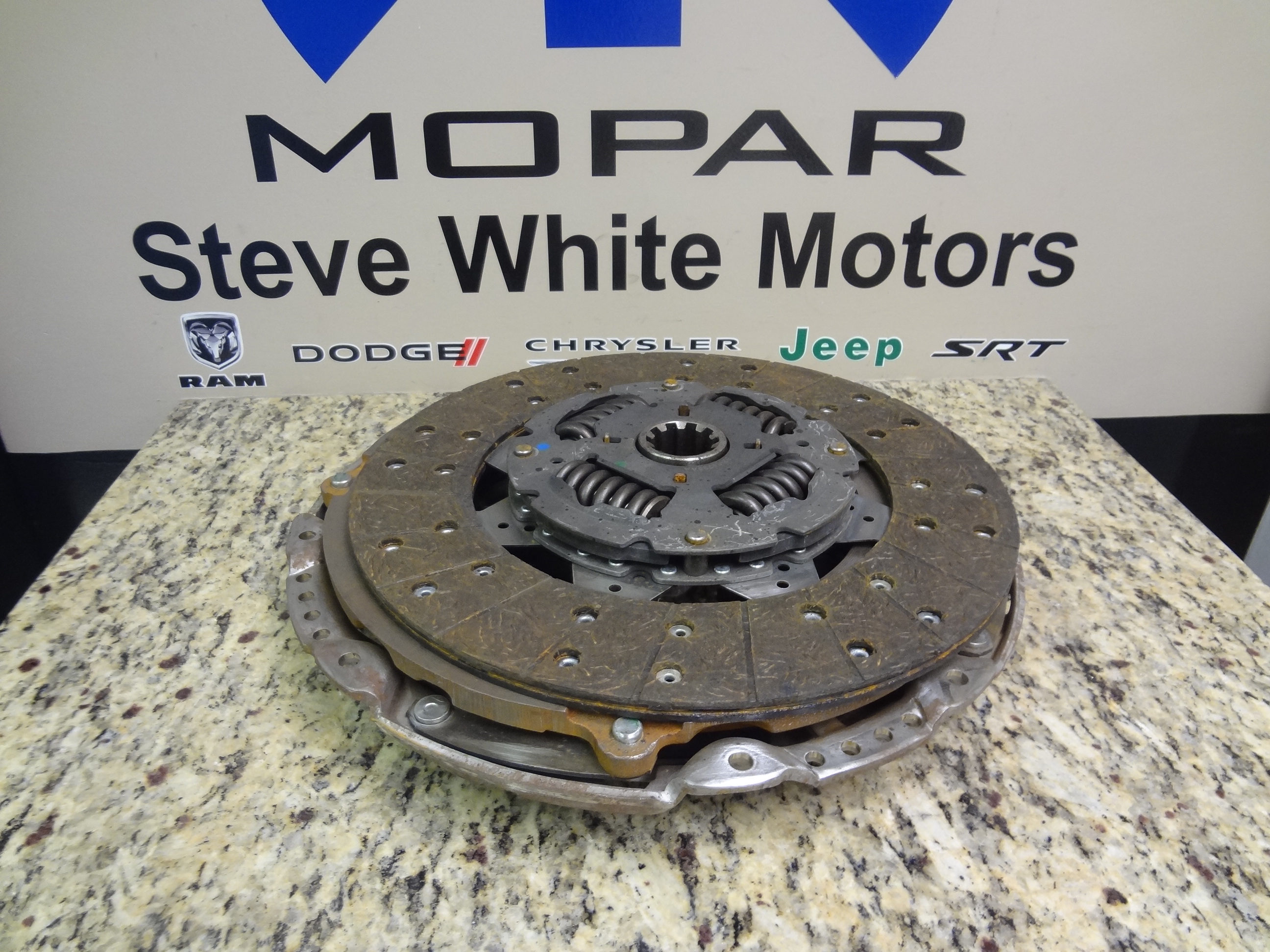 52104724AD - Clutch: Pressure Plate And Disc Clutch Kit for Dodge: Ram 2500, Ram 3500 | Ram: 2500, 3500 Image