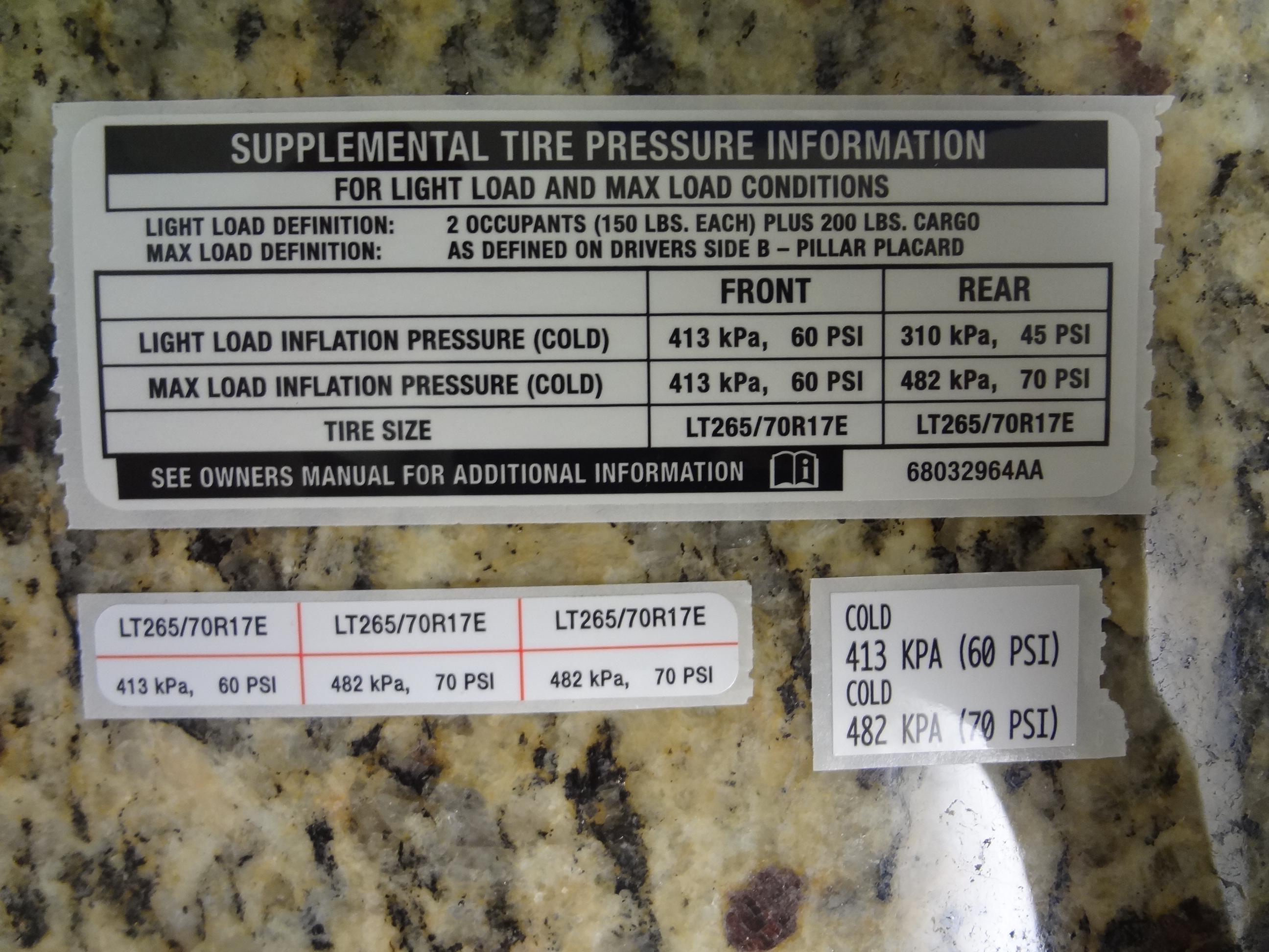 CBA0G100 - : Tire Pressure Label for Dodge: Ram 1500, Ram 3500 Image