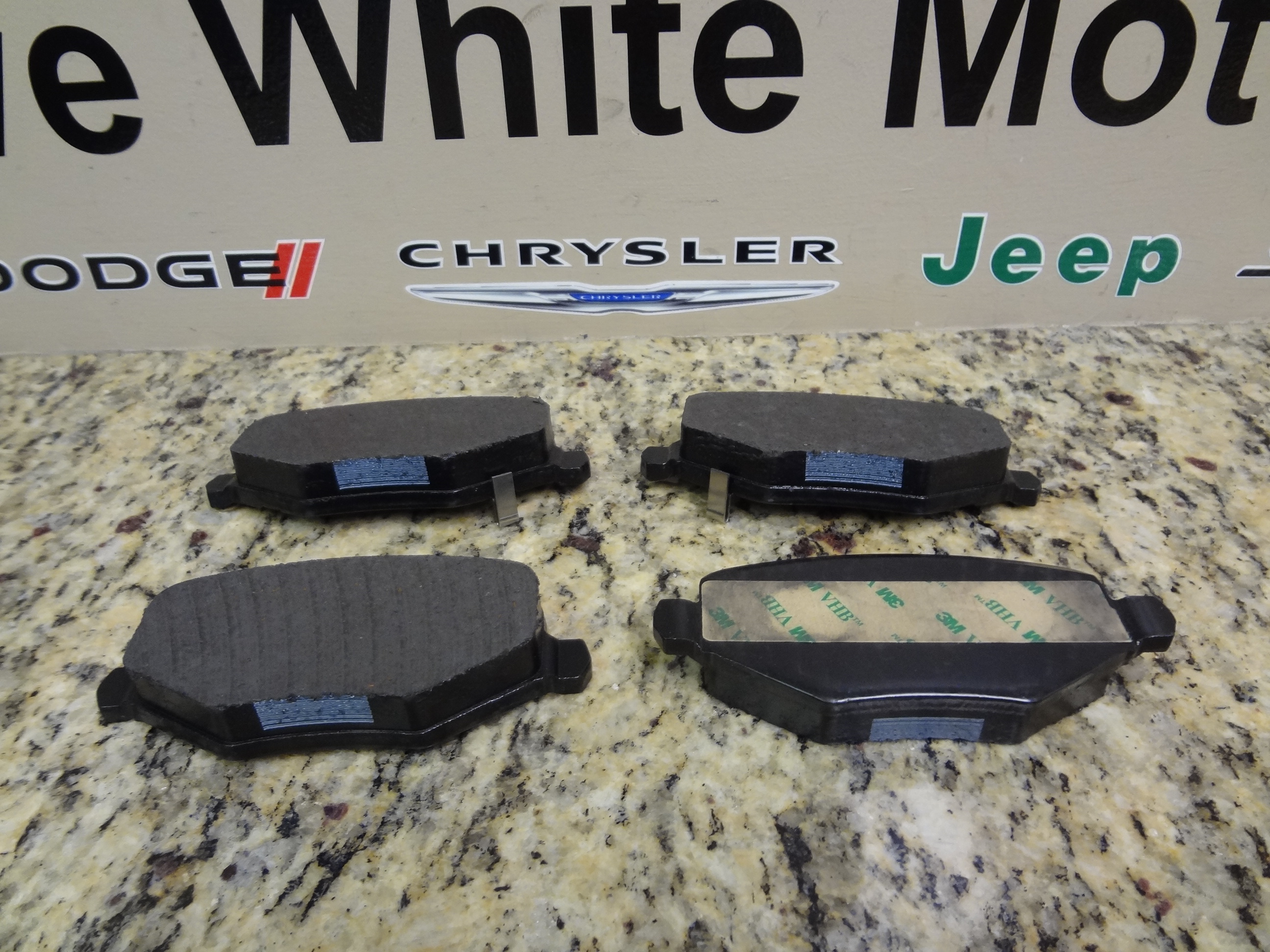 V2013208AC - : Pad Kit-Disc Brake for Mopar Image