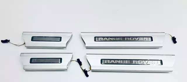 VPLWS0208 - Exterior: Sill Treadplates - Illuminated, Vehicle Set for Land-Rover Image