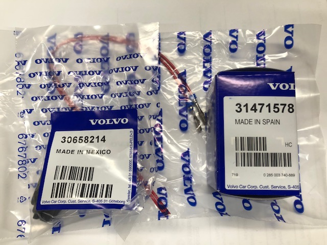 31476970 - Electrical: Pressure Sensor for Volvo: S60, S60 Cross Country, V60, V60 Cross Country, XC60, XC70 Image