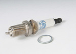 19308034 - : Double Platinum Spark Plug for Chevrolet: Tracker Image