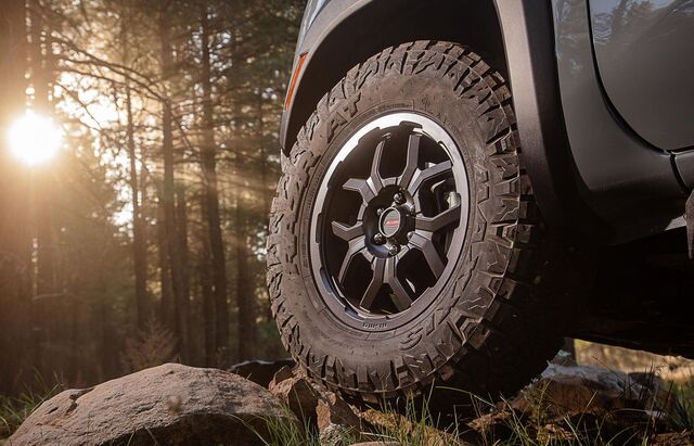 4030SFRX01 - : NISMO Off Road Axis Graphite Truck Wheel - 17"x7.5" +30 Offset for Nismo Image