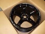 4030SRS130BK - : NISMO LMGT4 18x10.5+15 – Gloss Black for Nismo Image