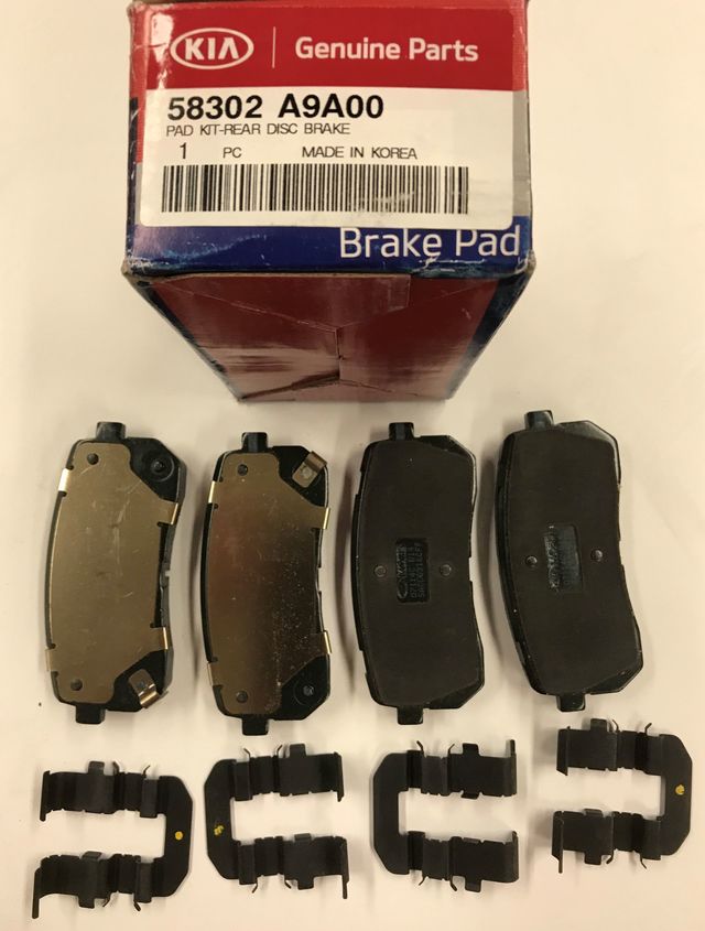 58302A9A00 - Brakes: Brake Pads Rear for Kia: Sedona Image