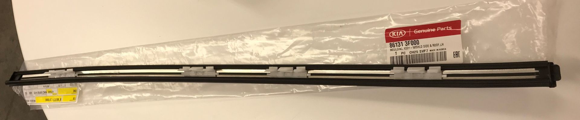 861313F000 - Body: Side Molding for Kia: Amanti Image