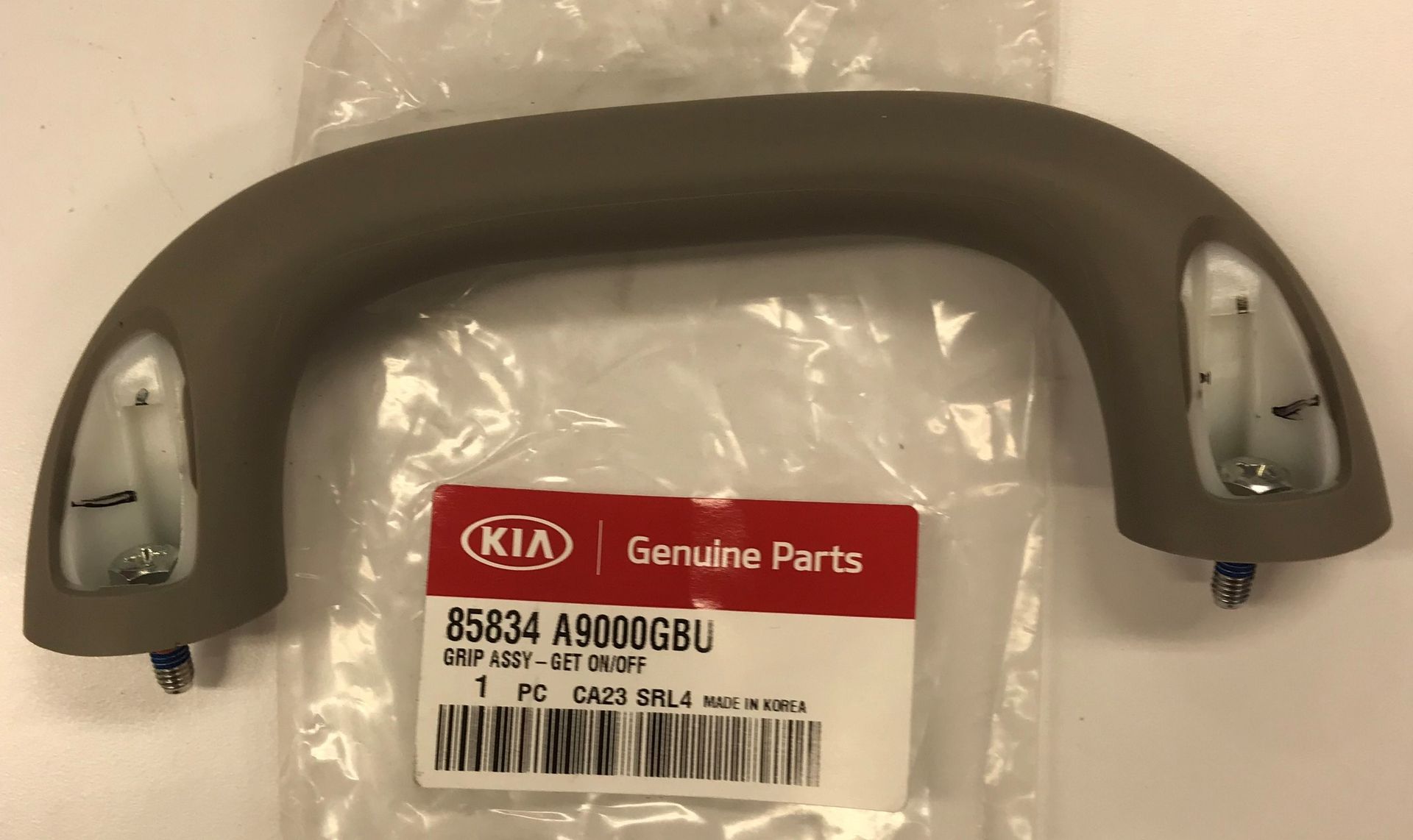85834A9000GBU - Body: Grip Handle for Kia: Sedona Image