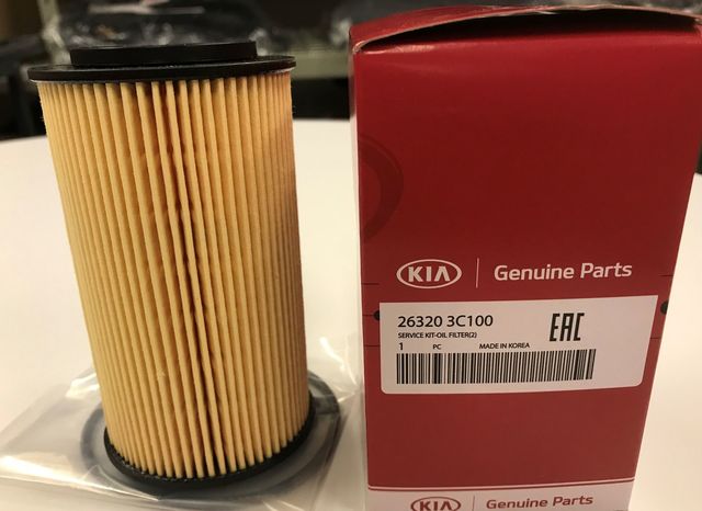 263203C100 - Maintenance &amp; Lubrication: Oil Filter for Kia: Amanti, Sedona, Sorento Image